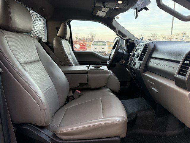 Used 2019 Ford F550 2WD Regular Cab Super Duty image 9