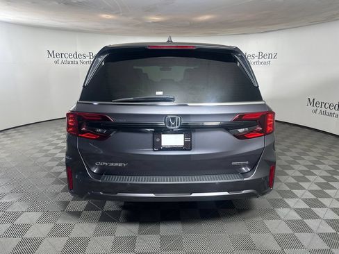 Used 2025 Honda Odyssey Touring image 6