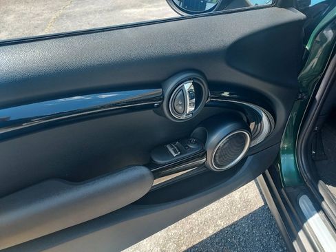 Used 2015 MINI Cooper S FWD image 8