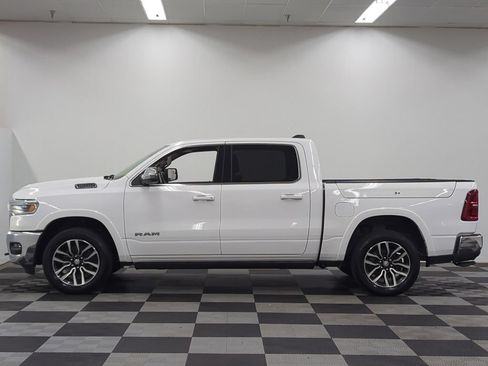 Used 2025 RAM 1500 Limited AWD/4WD image 4