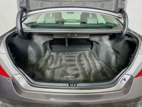 Used 2017 Toyota Camry SE FWD image 23