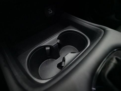 Certified 2023 Honda HR-V LX image 16