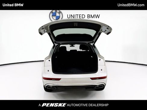 Used 2023 Audi Q5 2.0T Prestige w/ Prestige Package image 14