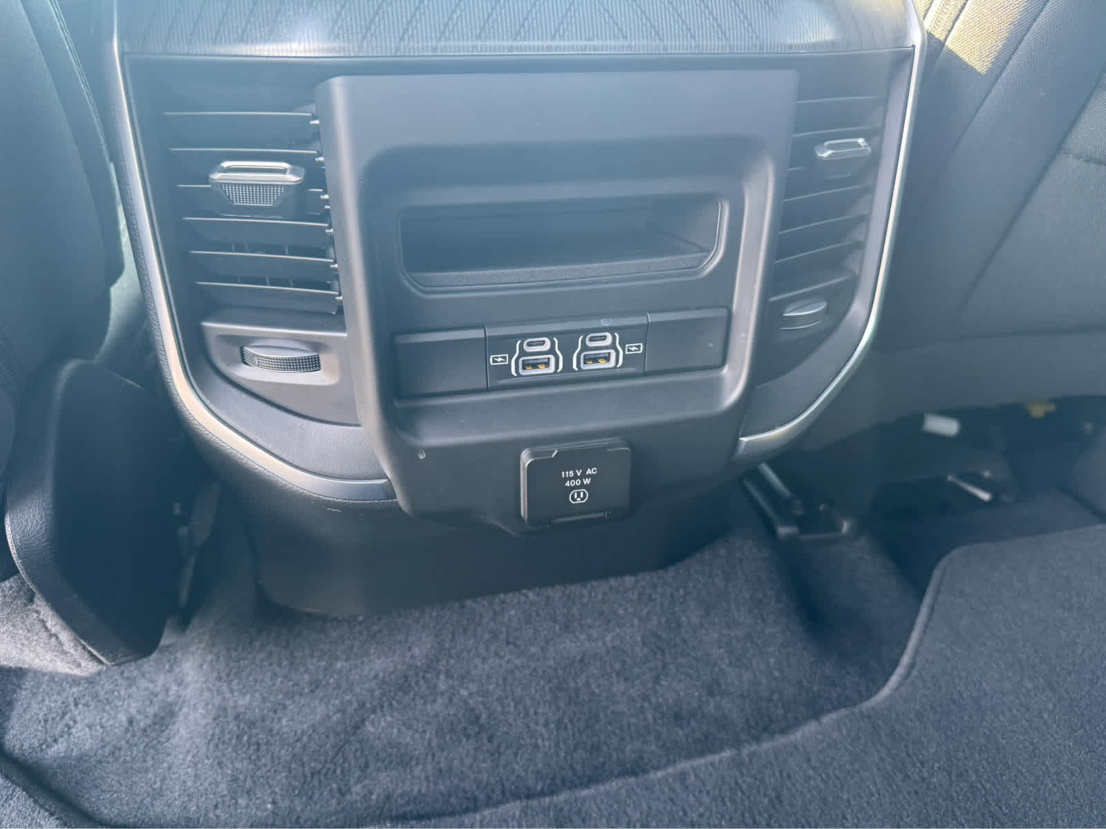 Used 2025 RAM 1500 Big Horn AWD/4WD image 17