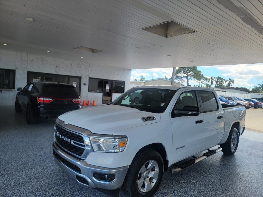 Used 2023 RAM 1500 Big Horn RWD image 1