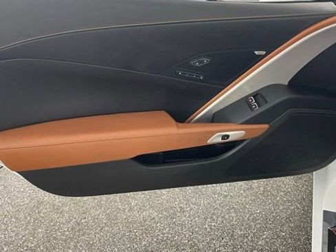 Used 2017 Chevrolet Corvette Stingray Convertible image 34