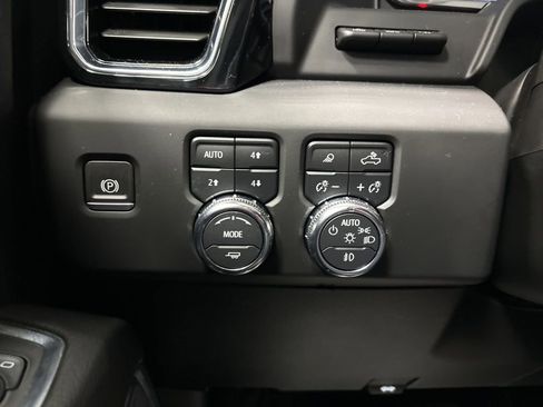 Used 2024 GMC Sierra 1500 Denali w/ Denali Reserve Package image 45