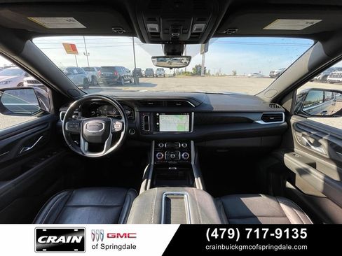 Used 2022 GMC Yukon Denali w/ Denali Premium Package AWD/4WD image 27