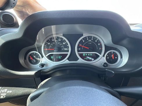 Used 2010 Jeep Wrangler Unlimited Sport AWD/4WD image 13
