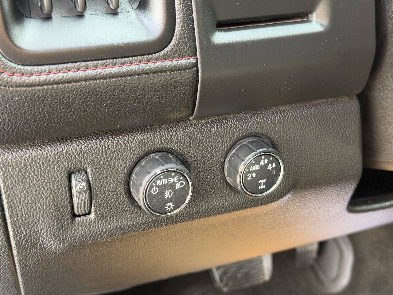 Used 2016 GMC Canyon SLE w/ All Terrain Package AWD/4WD image 19