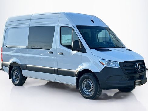 New 2026 Mercedes-Benz Sprinter 2500 image 3