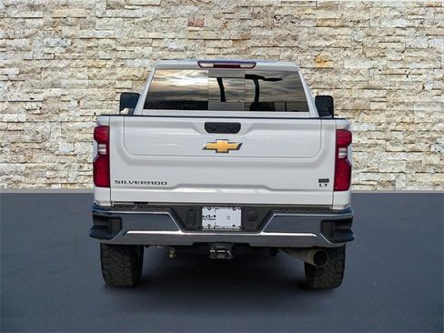 Used 2025 Chevrolet Silverado 2500 LT image 6