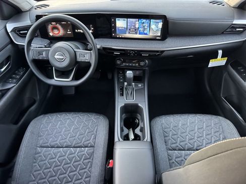 New 2026 Nissan Kicks SV FWD image 7