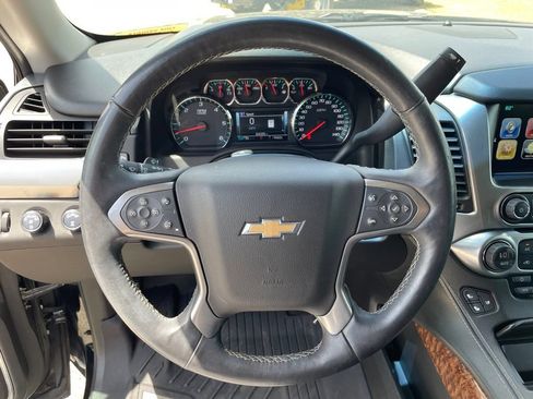 Used 2017 Chevrolet Tahoe Premier AWD/4WD image 18