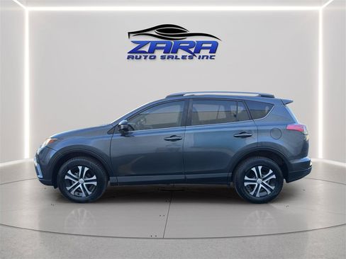 Used 2016 Toyota RAV4 LE AWD/4WD image 4