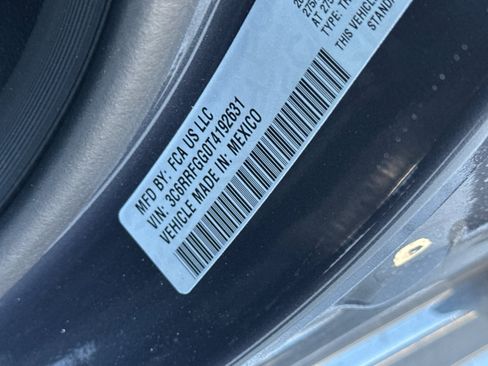 New 2026 RAM 1500 Express AWD/4WD image 26