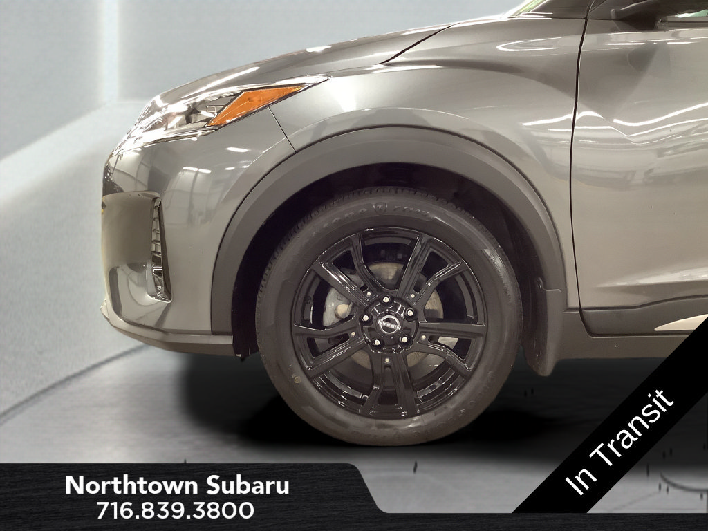 Used 2024 Nissan Kicks SR w/ SR Premium Package FWD image 27