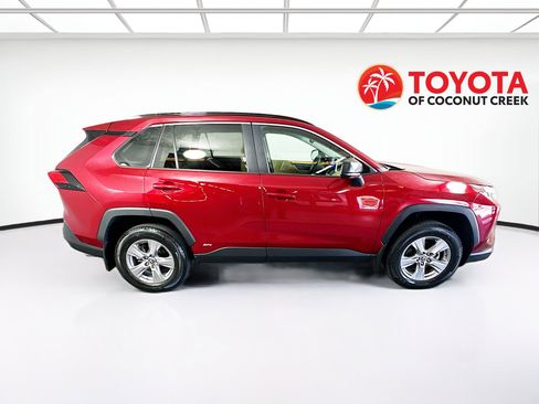 Used 2024 Toyota RAV4 LE AWD/4WD image 2