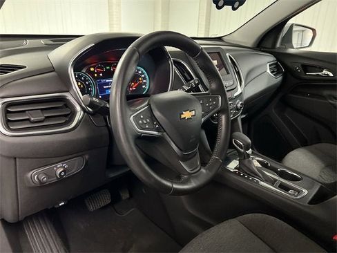 Used 2022 Chevrolet Equinox LT image 10