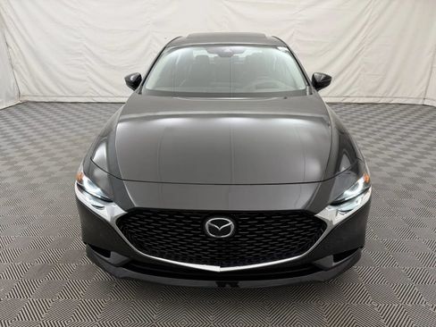 Used 2021 MAZDA MAZDA3 s FWD image 3