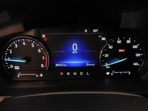 Used 2022 Ford Explorer XLT image 52