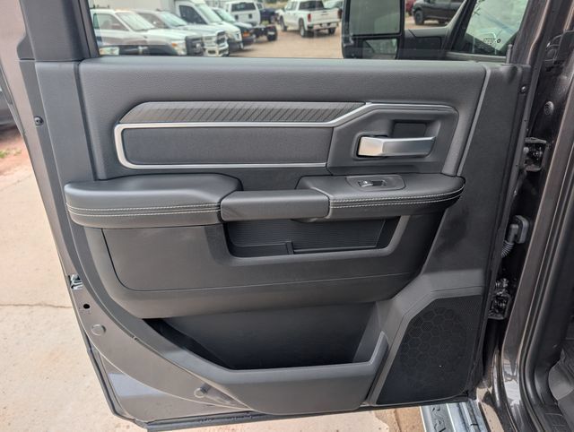 New 2026 RAM 3500 Big Horn AWD/4WD image 28