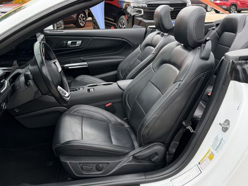 Certified 2025 Ford Mustang Premium RWD image 9