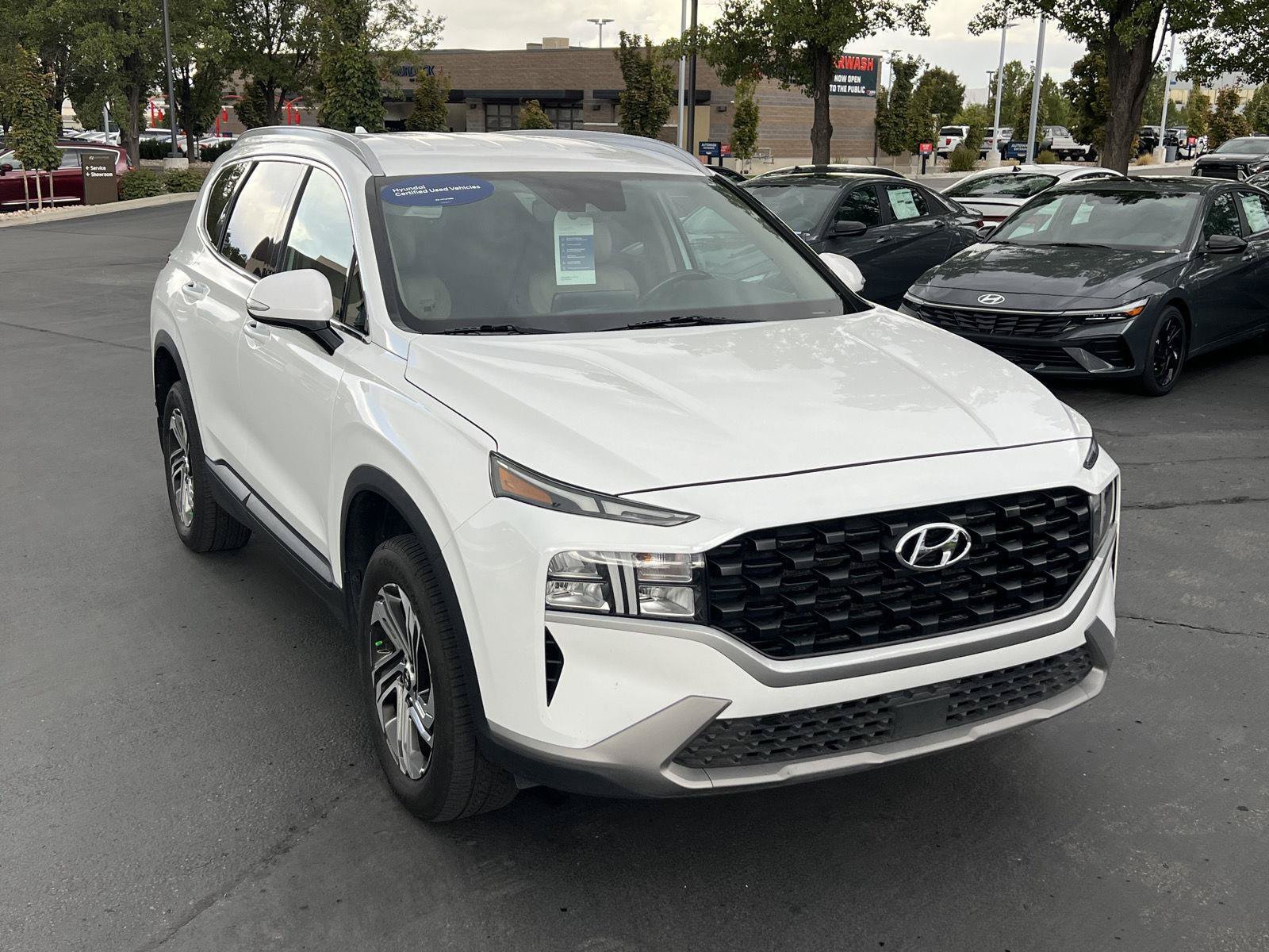 Certified 2023 Hyundai Santa Fe SEL w/ Cargo Package AWD/4WD image 12