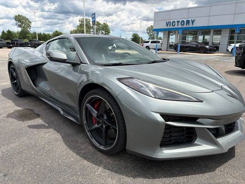 Used 2024 Chevrolet Corvette E-Ray w/ Stealth Interior Trim Package AWD/4WD image 4