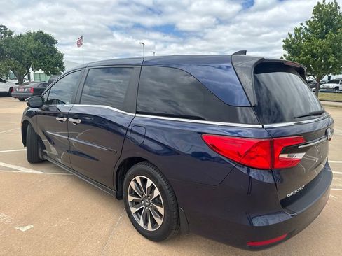 Used 2022 Honda Odyssey EX-L image 2