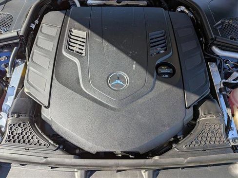 New 2026 Mercedes-Benz S 580 4MATIC Sedan image 16