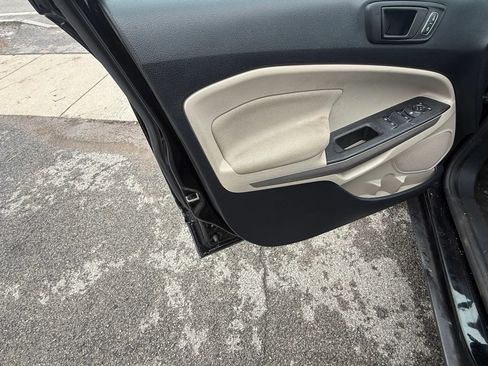Used 2022 Ford EcoSport S AWD/4WD image 29