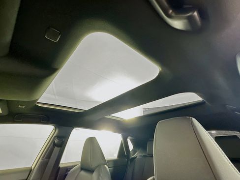 Used 2024 Toyota bZ4X XLE image 26