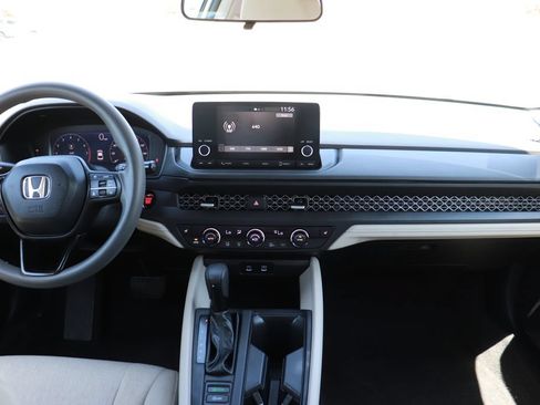 Used 2023 Honda Accord EX image 14