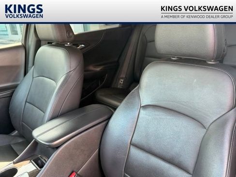 Used 2020 Chevrolet Malibu Premier FWD image 9