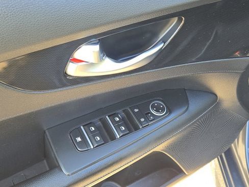 Used 2022 Kia Forte GT-Line w/ GT-Line Technology Package image 16