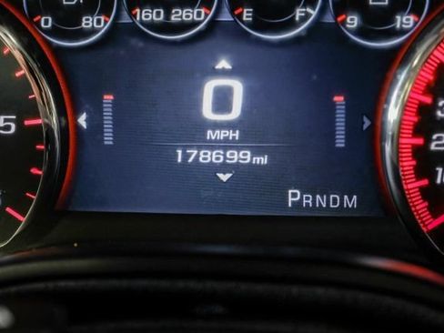 Used 2015 GMC Yukon Denali w/ Touring Package AWD/4WD image 28