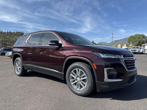 Certified 2023 Chevrolet Traverse LT AWD/4WD image 1
