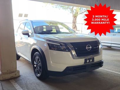 Used 2024 Nissan Pathfinder SV