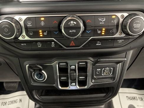 Used 2023 Jeep Wrangler Willys image 26