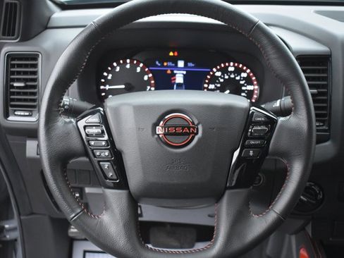 Used 2024 Nissan Frontier PRO-4X w/ Technology Package image 18