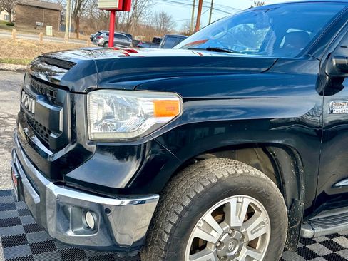 Used 2017 Toyota Tundra 1794 Edition image 12