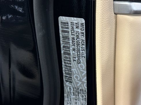 New 2025 Jeep Grand Cherokee Limited w/ Luxury Tech Group II image 27