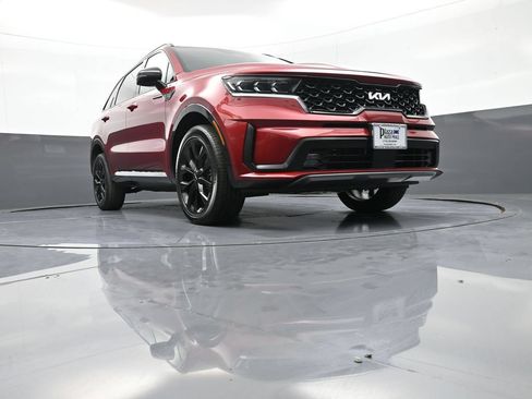 Used 2023 Kia Sorento SX AWD/4WD image 30