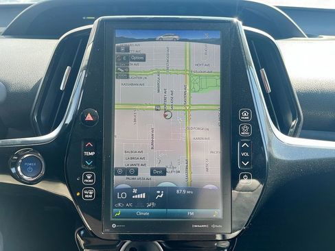 Used 2021 Toyota Prius Prime XLE image 13