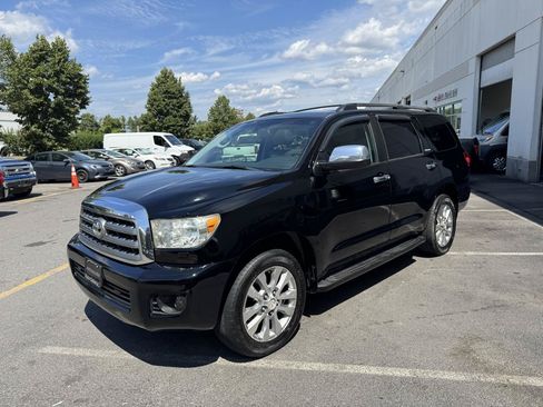 Used 2012 Toyota Sequoia Limited AWD/4WD image 25