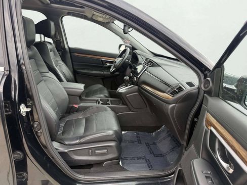 Used 2018 Honda CR-V Touring image 12