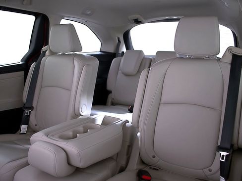 Used 2025 Honda Odyssey EX-L image 17