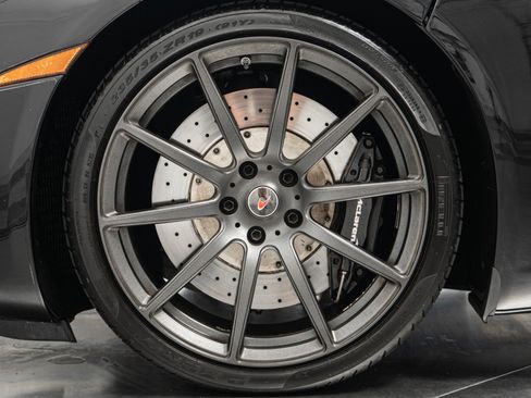 Used 2013 McLaren MP4-12C Spider image 10