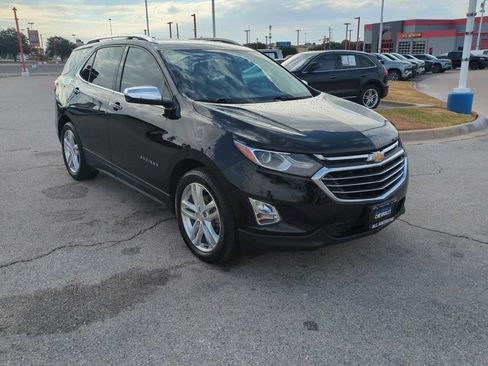 Used 2021 Chevrolet Equinox Premier FWD image 2